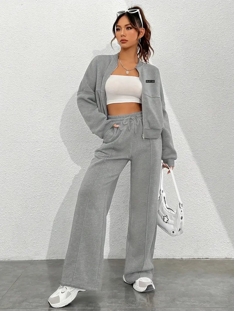 Essential Comfort Tracksuit – Casual Chic Two-Piece Set